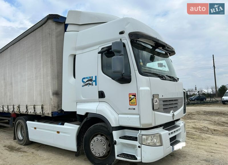 Тягач Renault Premium 2013 в Яворове