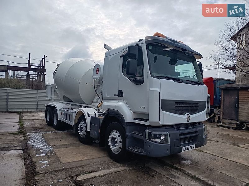 Бетоноукладчик Renault Premium 2013 в Житомире
