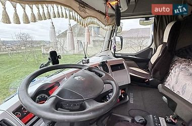 Тягач Renault Premium 2013 в Одессе