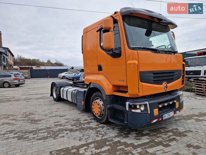 Тягач Renault Premium 2010 в Ровно
