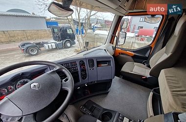 Тягач Renault Premium 2010 в Ровно