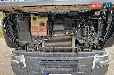 Тягач Renault Premium 2011 в Ровно