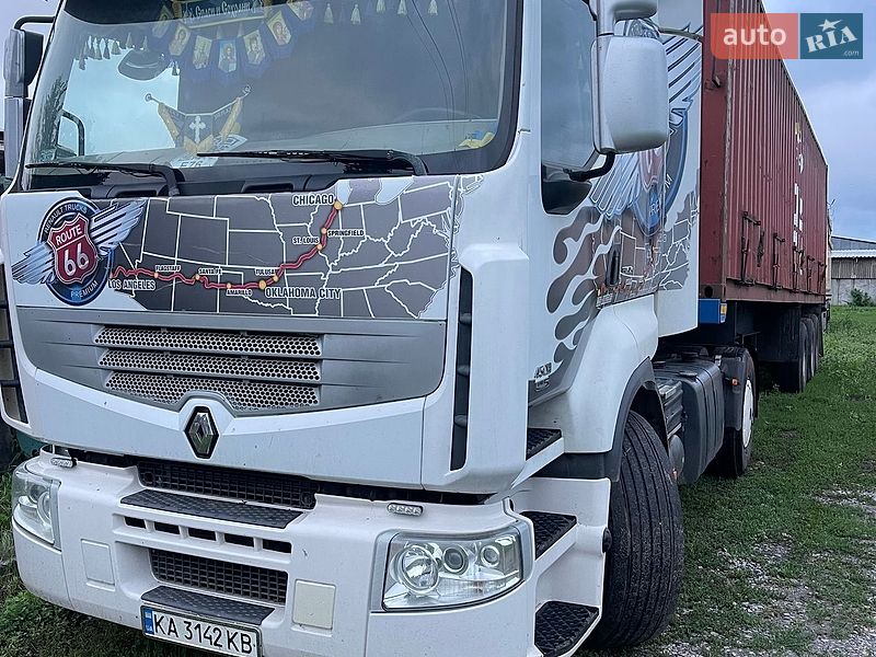 Тягач Renault Premium 2009 в Гребенках