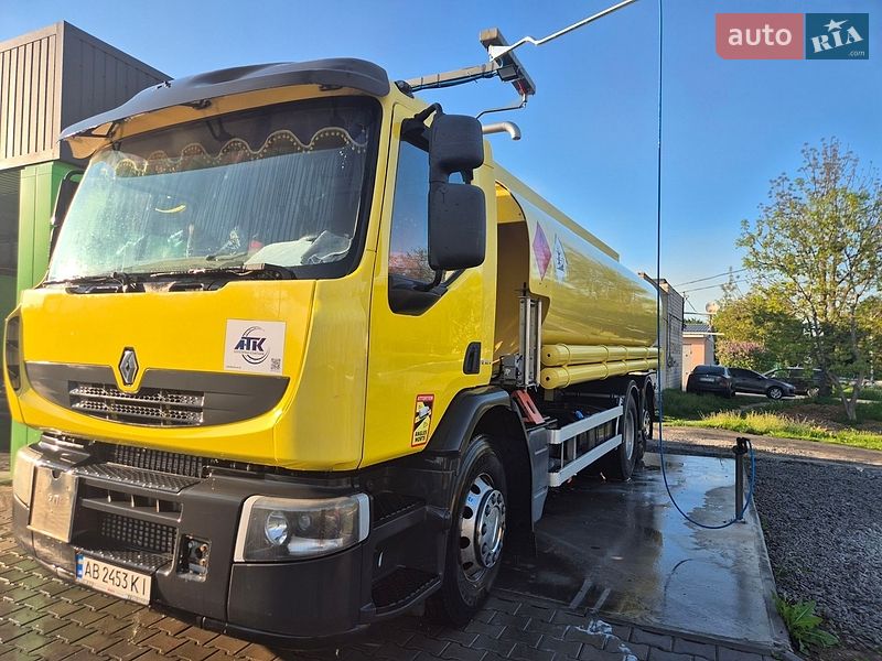 Бензовоз Renault Premium 2009 в Ладижині