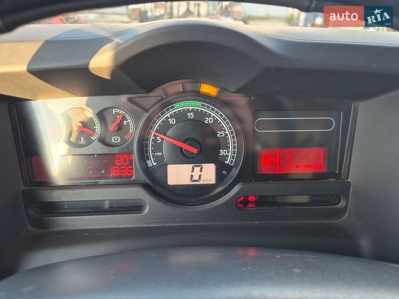 Бензовоз Renault Premium 2009 в Ладижині