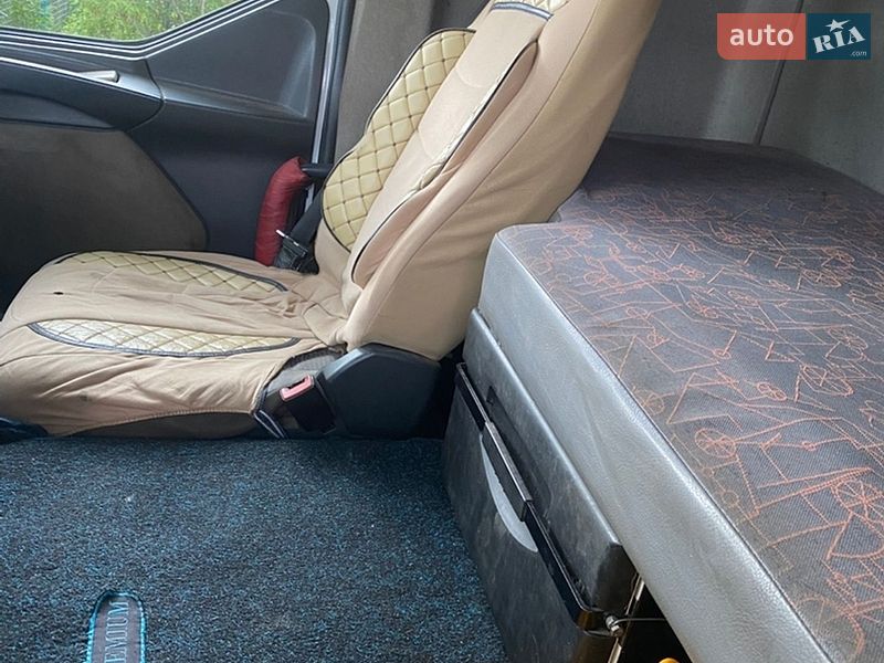 Тягач Renault Premium 2010 в Дніпрі