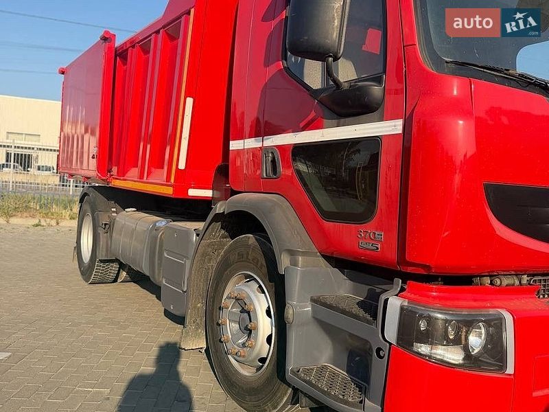 Самосвал Renault Premium 2009 в Одессе