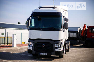 Тягач Renault Range T/T-Series  2015 в Луцьку