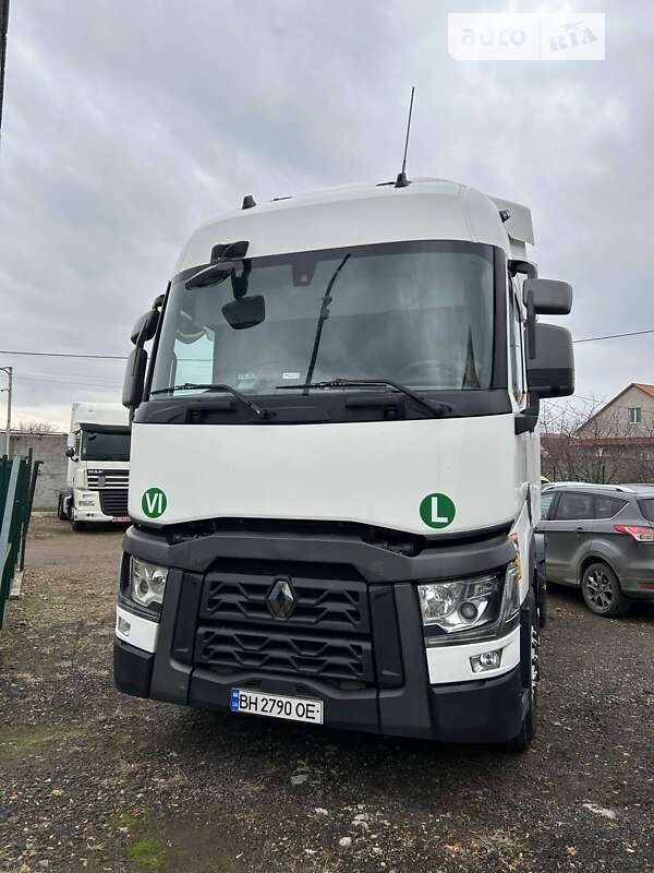 Тягач Renault Range T/T-Series  2016 в 