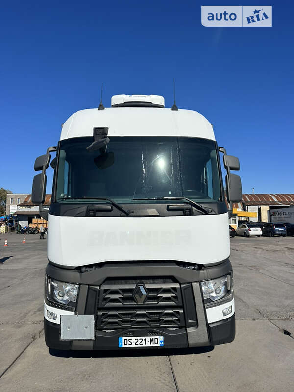 Тягач Renault Range T/T-Series  2015 в Києві