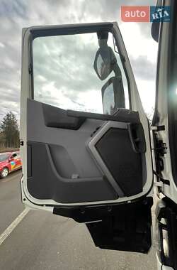Тягач Renault Range T/T-Series  2015 в 