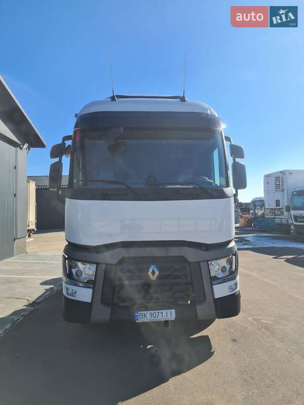 Тягач Renault Range T/T-Series  2015 в Рівному
