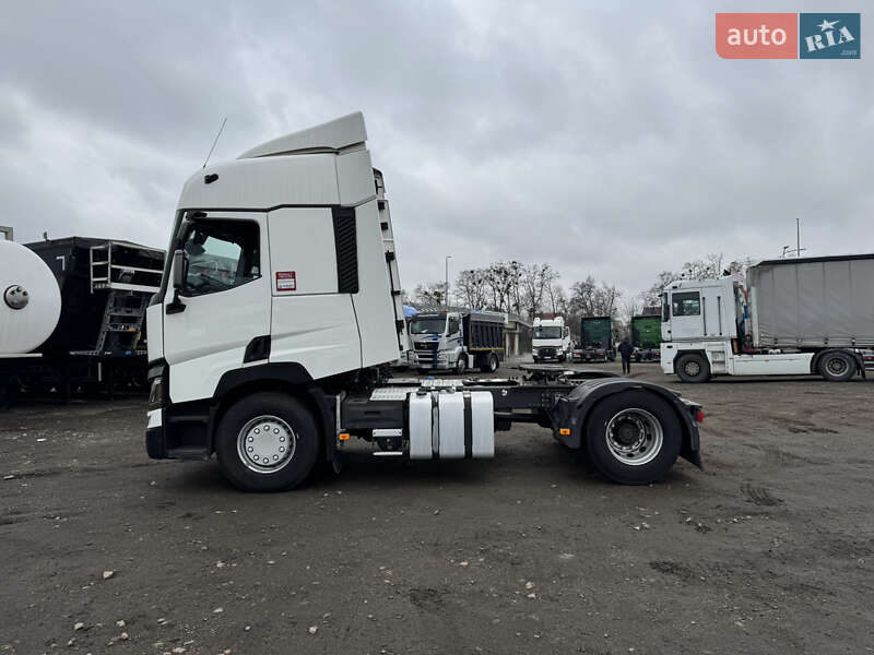 Тягач Renault Range T/T-Series  2015 в Києві