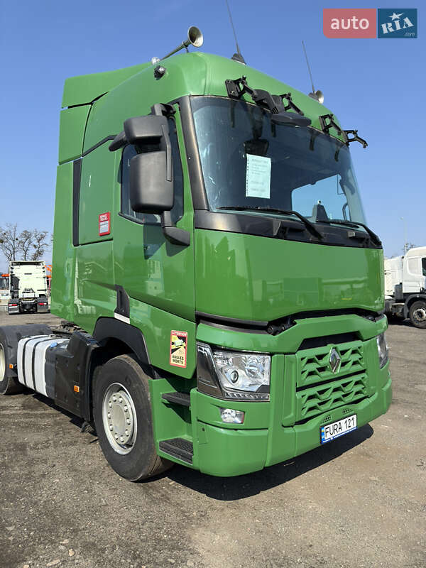 Тягач Renault Range T/T-Series  2015 в Киеве