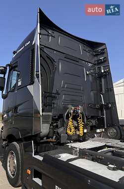 Тягач Renault Range T/T-Series  2013 в 