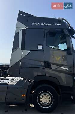 Тягач Renault Range T/T-Series  2013 в 
