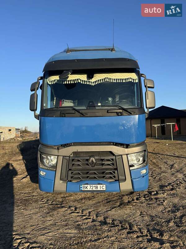 Тягач Renault Range T/T-Series  2015 в Сарнах