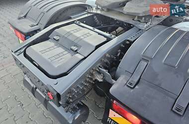 Тягач Renault Range T/T-Series  2015 в 