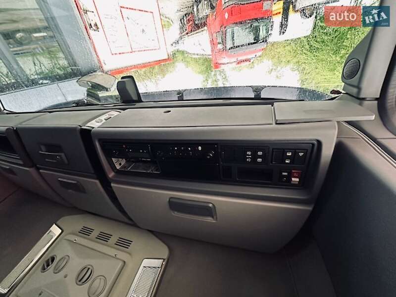 Тягач Renault Range T/T-Series  2017 в Киеве
