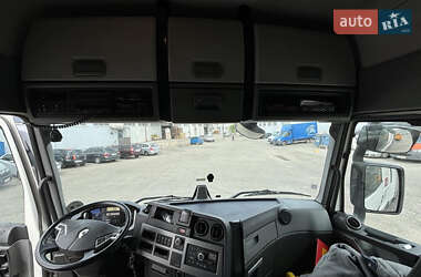 Тягач Renault Range T/T-Series  2015 в 