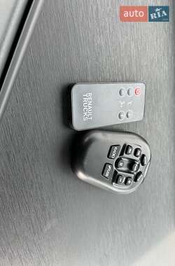 Тягач Renault Range T/T-Series  2016 в 