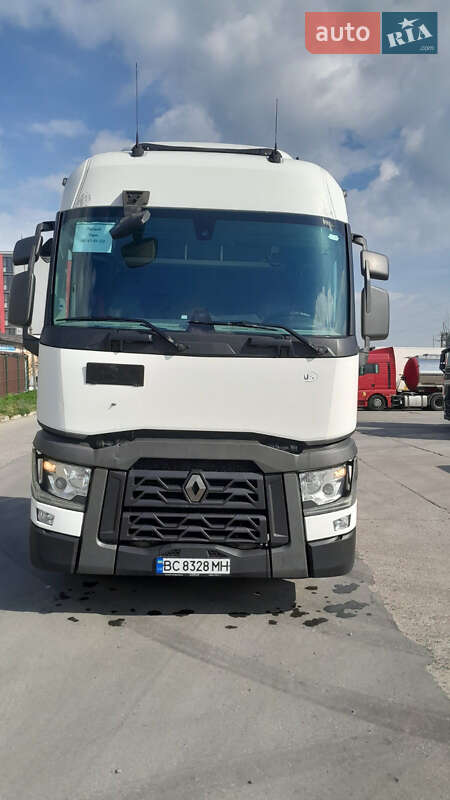 Тягач Renault Range T/T-Series  2015 в Львові