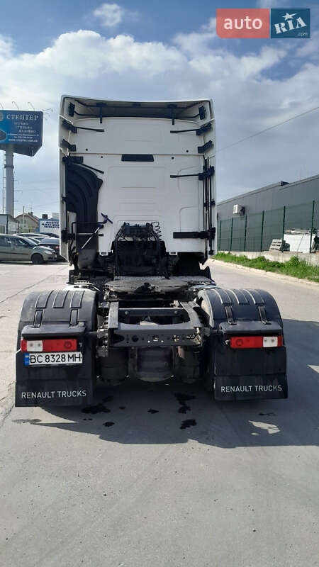 Тягач Renault Range T/T-Series  2015 в Львові