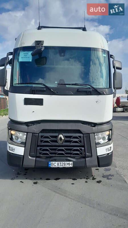Тягач Renault Range T/T-Series  2015 в Львові