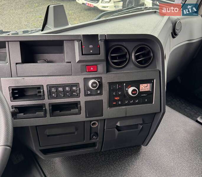 Тягач Renault Range T/T-Series  2015 в Володимирі