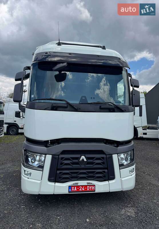 Тягач Renault Range T/T-Series  2015 в Володимирі