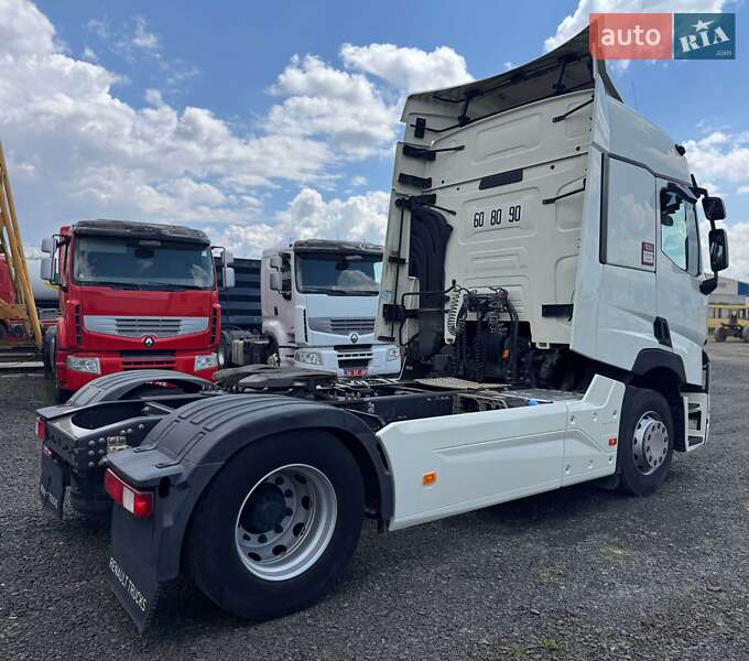 Тягач Renault Range T/T-Series  2015 в Володимирі