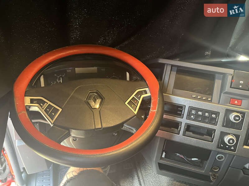 Тягач Renault Range T/T-Series  2015 в Світловодську