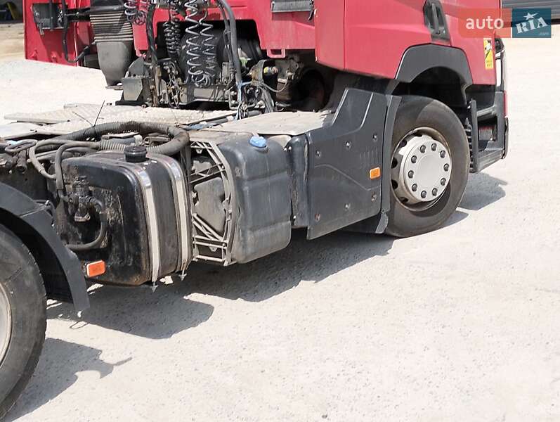 Тягач Renault Range T/T-Series  2015 в Житомирі