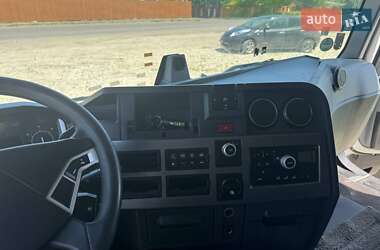 Тягач Renault Range T/T-Series  2014 в 