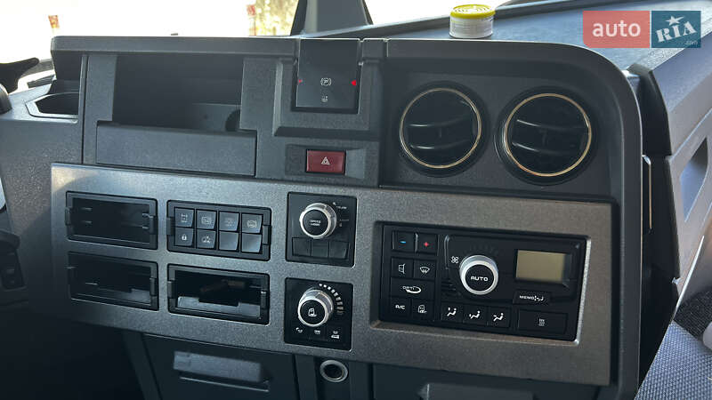 Тягач Renault Range T/T-Series  2015 в Тернополі