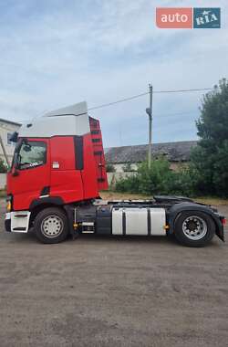 Тягач Renault Range T/T-Series  2015 в 