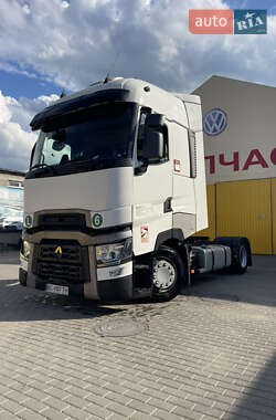 Тягач Renault Range T/T-Series  2015 в Львове