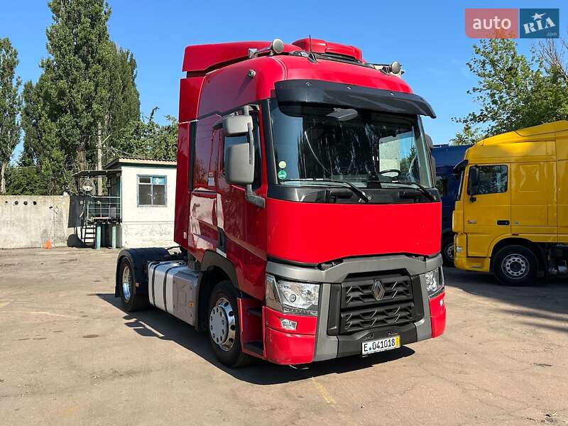 Тягач Renault Range T/T-Series  2017 в Киеве