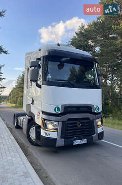 Тягач Renault Range T/T-Series  2015 в Львове