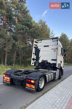 Тягач Renault Range T/T-Series  2015 в 