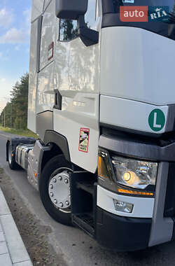 Тягач Renault Range T/T-Series  2015 в 