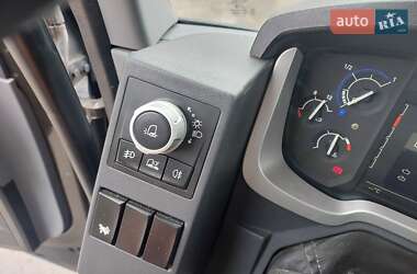 Тягач Renault Range T/T-Series  2014 в 