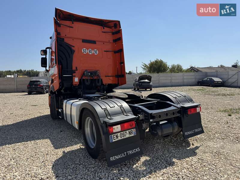 Тягач Renault Range T/T-Series  2017 в Радивиліві