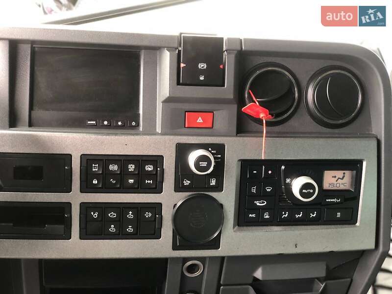 Тягач Renault Range T/T-Series  2015 в Ковеле