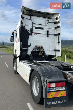 Тягач Renault Range T/T-Series  2013 в  фото 6 Тягач Renault Range T/T-Series  2013 в