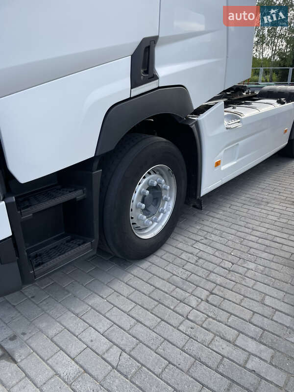 Тягач Renault Range T/T-Series  2013 в Іршаві