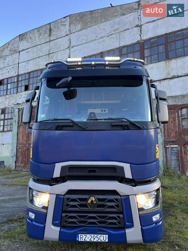 Тягач Renault Range T/T-Series  2014 в Ивано-Франковске