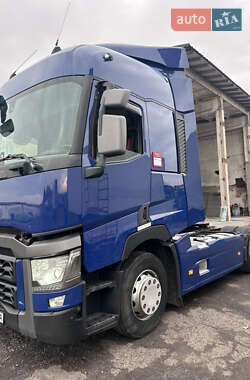 Тягач Renault Range T/T-Series  2015 в Іршаві