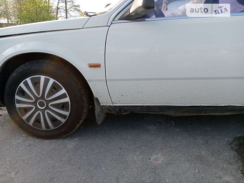 Хэтчбек Renault Rapid 1985 в Ровно