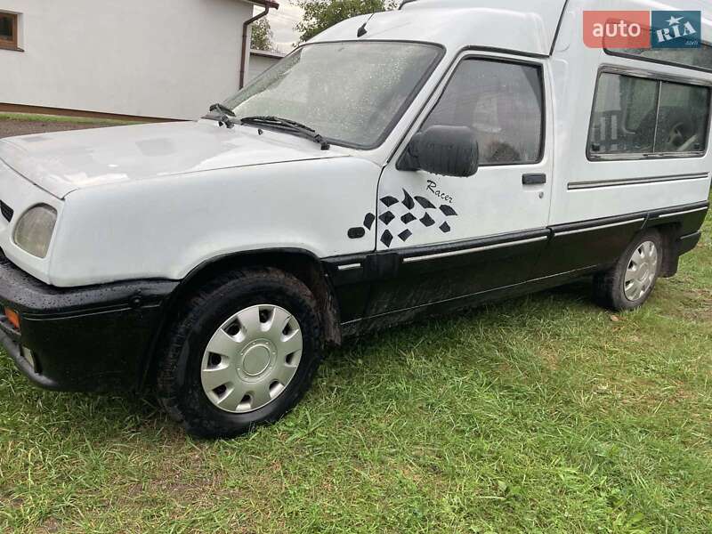 Минивэн Renault Rapid 1996 в Судовой Вишне